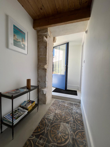 Others 5, LE CLOS DE FLO 17, Charente-Maritime