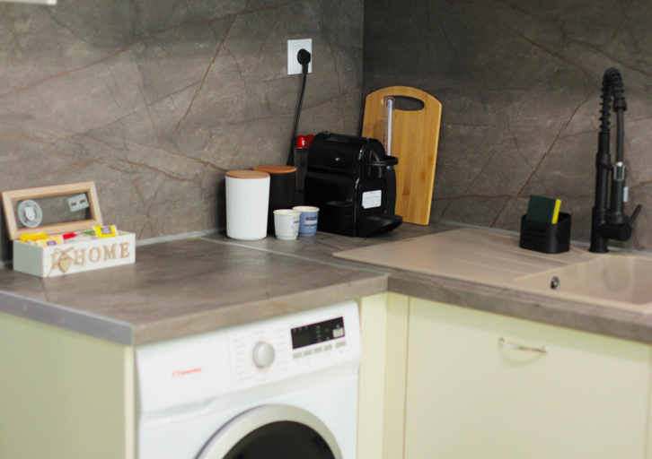 Kitchen 4, Sky Nomads, Central Macedonia