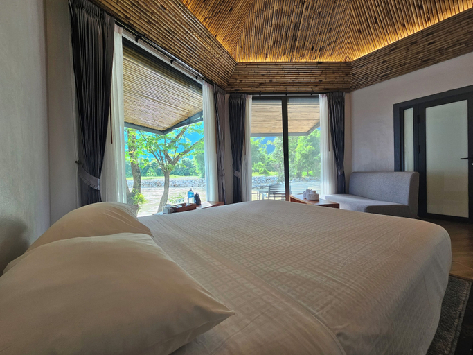 Bedroom 4, Family Land Camping Resort, Vangvieng
