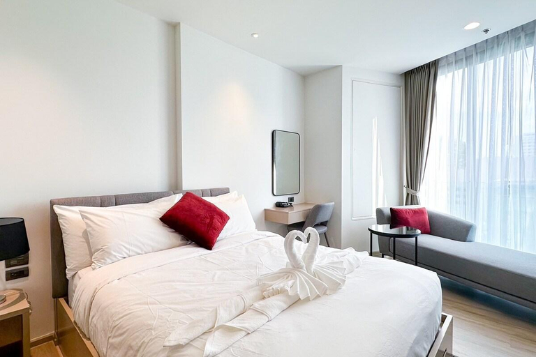 Bedroom 2, Central Pattaya Condo With Roof Top Pool, Pattaya