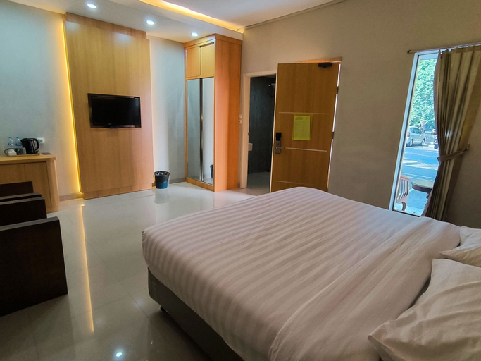 Bedroom 8