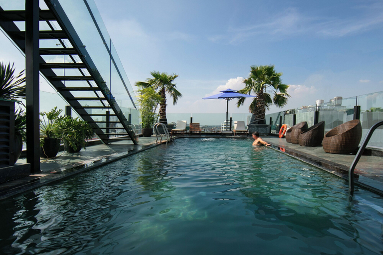 Sport & Beauty 3, MAY DE VILLE Crown Hotel, Hoàn Kiếm