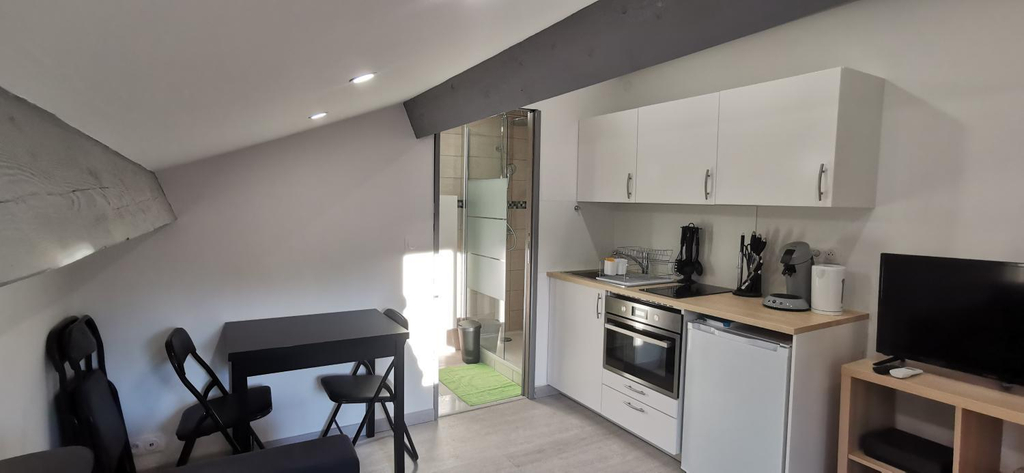 Kitchen, Appartements et studio renoves en 2022, Intra Muros Avignon, Vaucluse