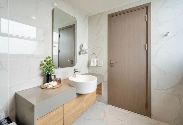 Bathroom 5
