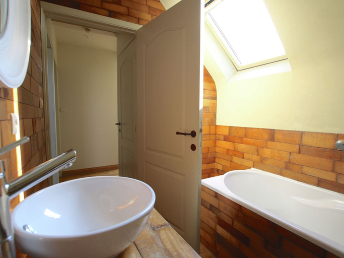 Bathroom 4, Riverside Mansion Retreat, Luxembourg