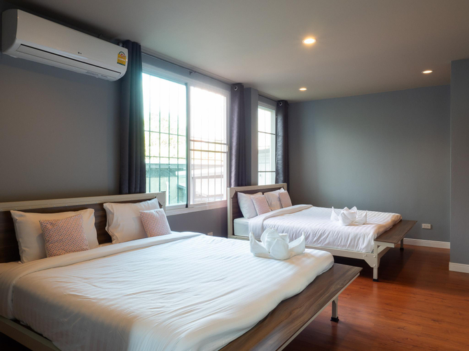Bedroom 9