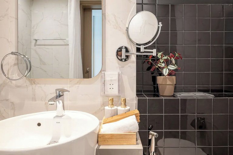 Bathroom 5