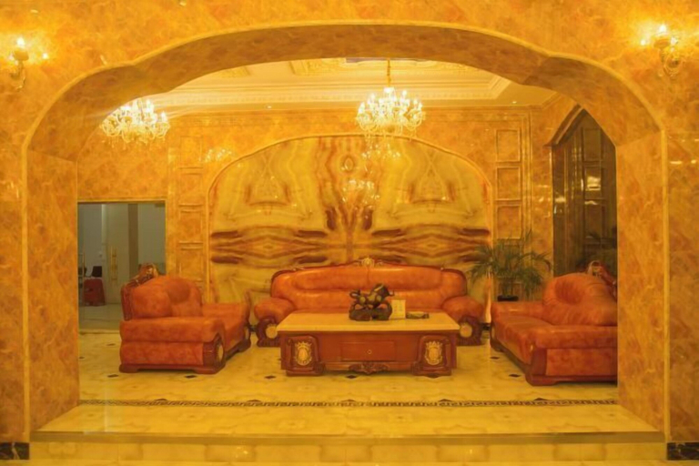 Others 4, Pingtang Dubai Royal Hotel, Qiannan Buyei and Miao