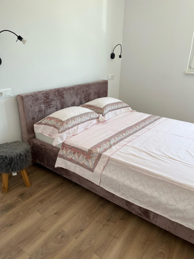 Others 4, Apartmani Kaja, Kaštela