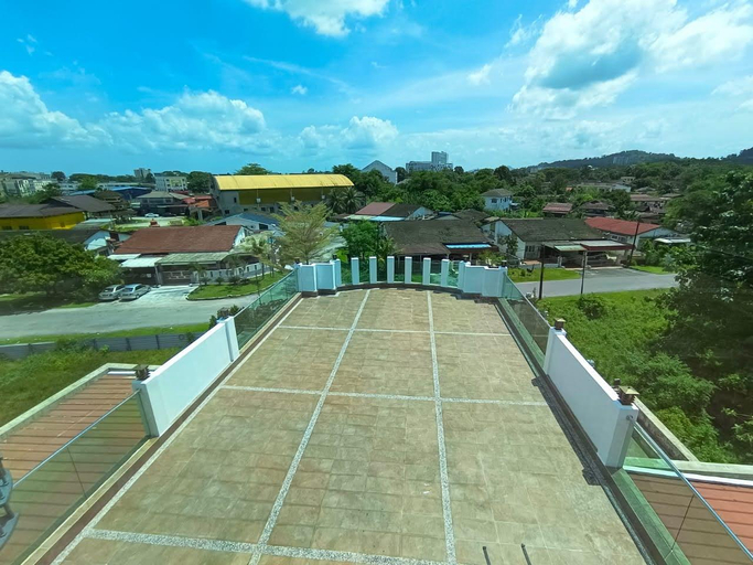 Others 3, Qua Homestays, Larut and Matang