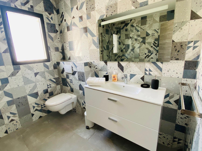 Bathroom 4, Capella Suttana, Haute-Corse
