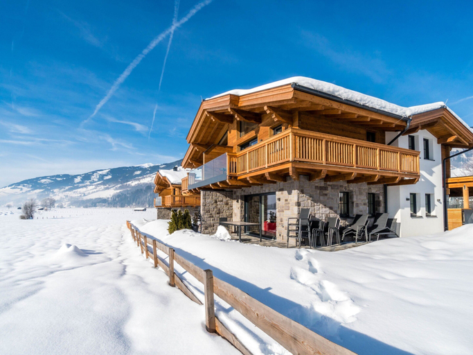 Exterior & Views 2, Chalet in Niedernsill Near Ski Slopes, Zell am See