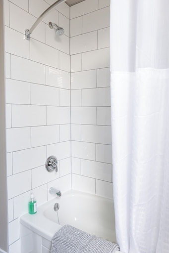 Bathroom 3, The Bala Bay Inn, Muskoka