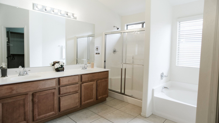 Bathroom 3, Near Great Shopping & Dining! Pool Table & Games!, Maricopa