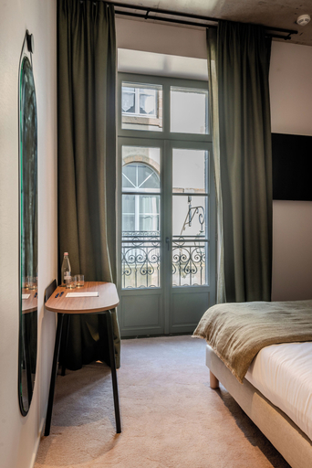 Bedroom 4, Hôtel Anne de Bretagne, Ille-et-Vilaine