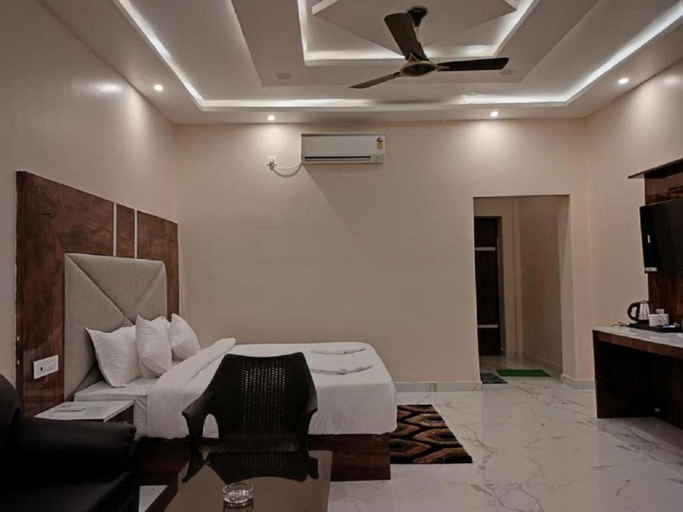 Bedroom 3, The Sea Horse, Purba Medinipur