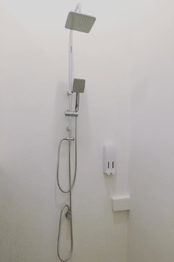 Bathroom 9
