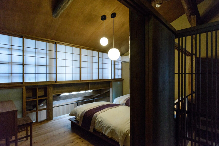 Bedroom 2, Shinmichi Ayame-An, Kyoto