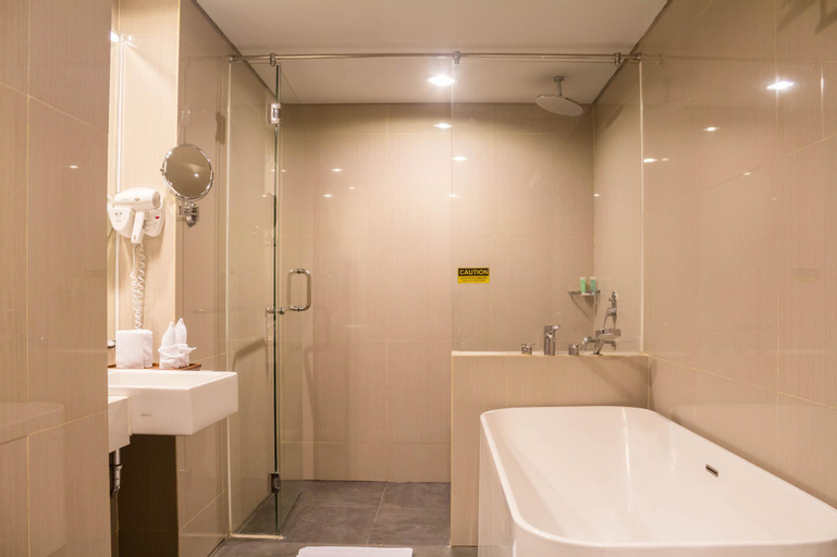 Bathroom 29