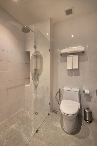 Bathroom 6