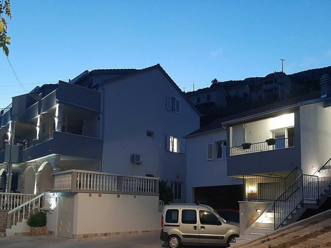 Exterior & Views, Apartments Dobrila, Jelsa