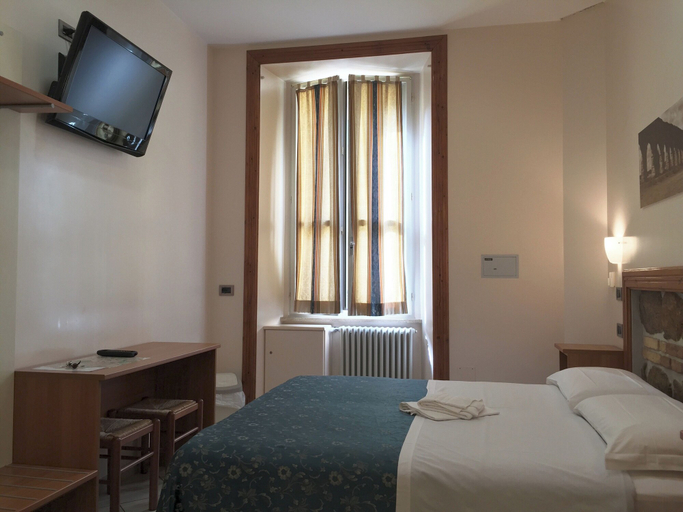 Bedroom 2, Optimus B&B, Rome