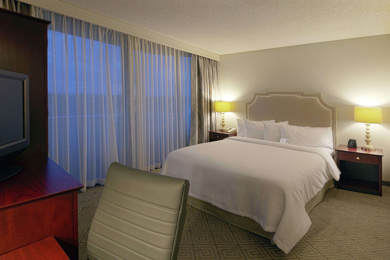 Bedroom 4, Embassy Suites Boca Raton, Palm Beach