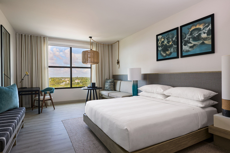 Bedroom 3, Palmetto Marriott Resort & Spa, Manatee