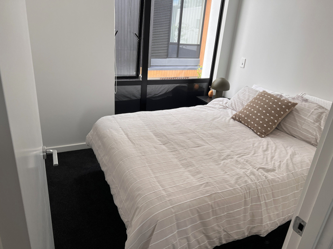 Bedroom 2, Stylish 2 bedrooms townhouse in Central, Wellington