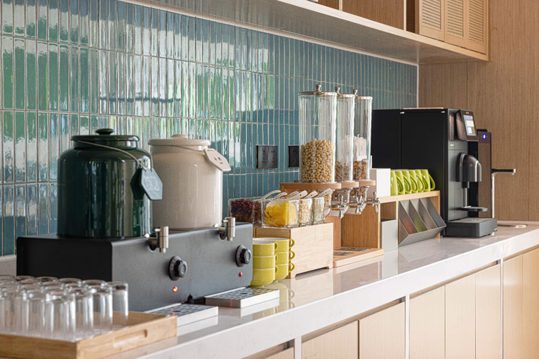 Food & Drinks 5, Home2 Suites by Hilton Xishuangbanna, Xishuangbanna Dai
