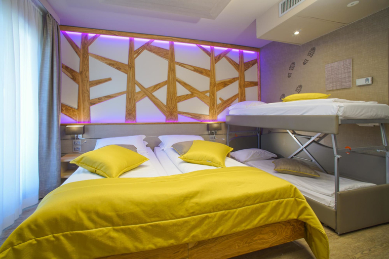 Bedroom 3, Aktivhotel Santalucia, Trento
