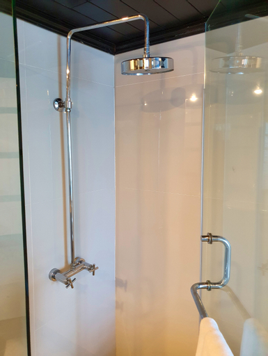 Bathroom 4