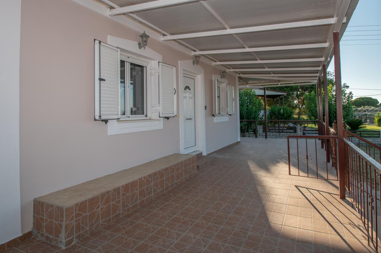 Others 5, Shoreline Drive Beach House by "elite", Ionian Islands