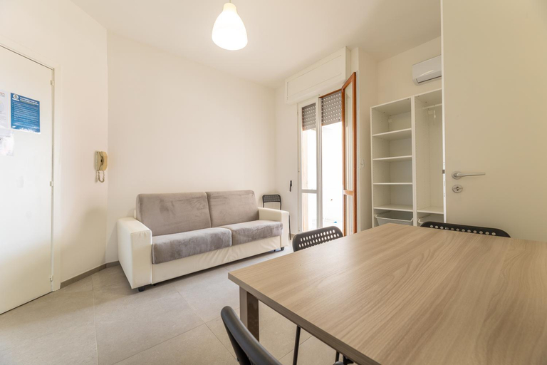 Others 2, Residence Le Torri, Lecce