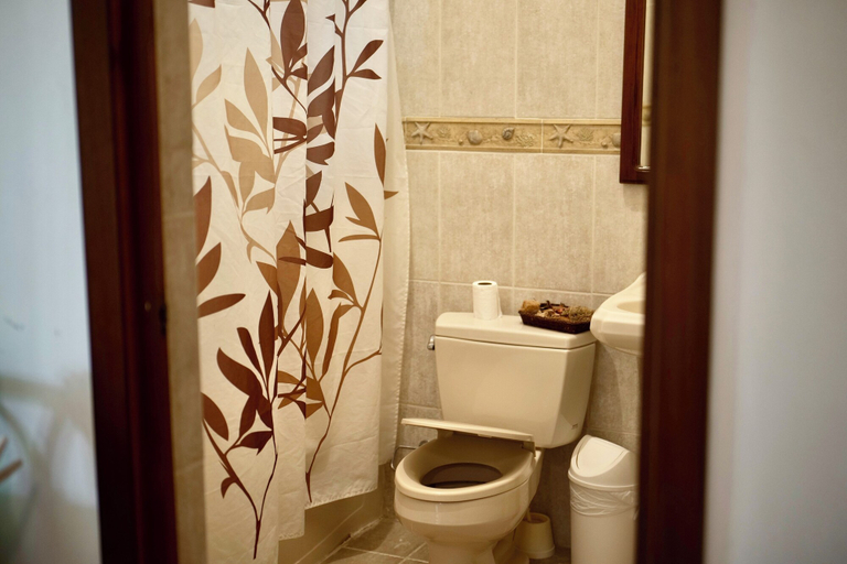Bathroom 2, Villa Aurora Juan Dolio GuavaBerry, Guayacanes