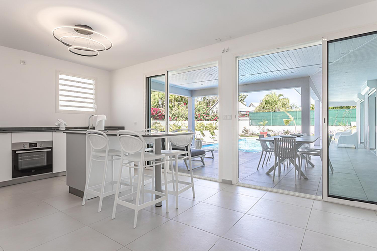 Others 5, Villa GREEN avec piscine privee, 3 chambres, proche plages et centre de Saint-Francois, Saint-François