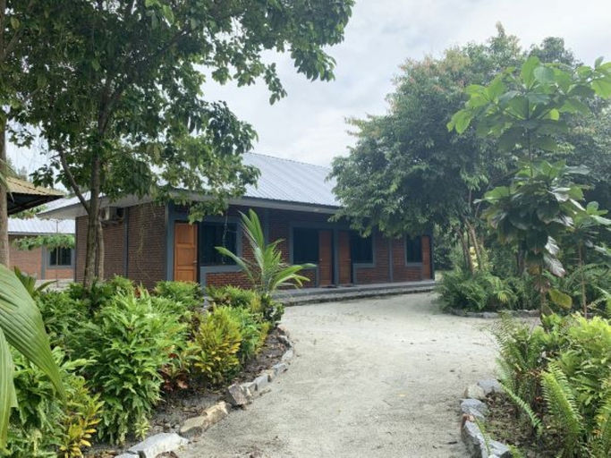 Leebong Island Resort Room Type - Gelam Lodge Max. 3 persons