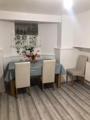 Others 4, Double Room Central Location 2, London