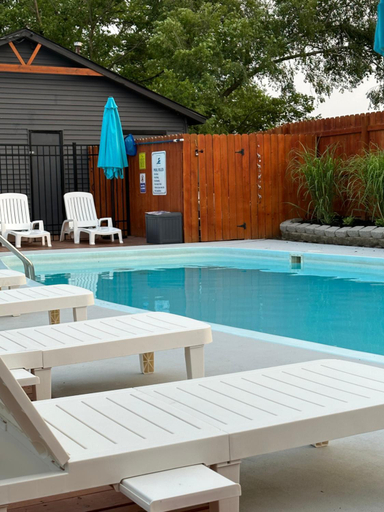 Sport & Beauty 5, Lake Shafer Resort, White