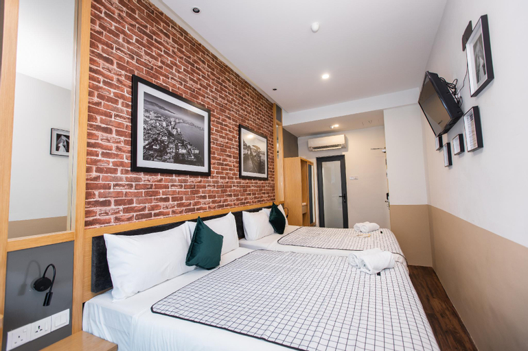 Bedroom 12