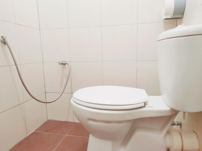 Bathroom 8