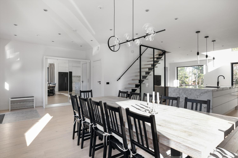 Food & Drinks, Stylish and spacious family home, Sollentuna