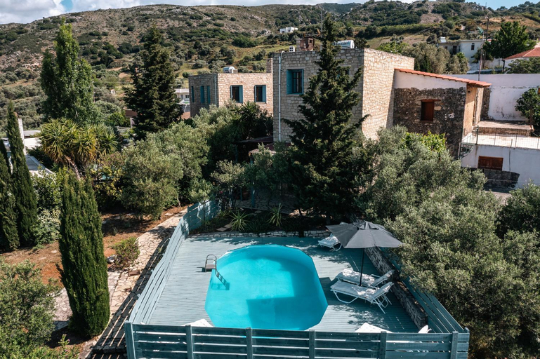 Exterior view 4, Rogalida, Crete