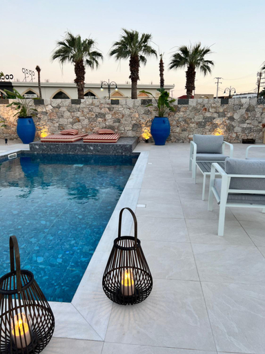 5, Cora May Central Villa with private pool 200m to the beach, South Aegean