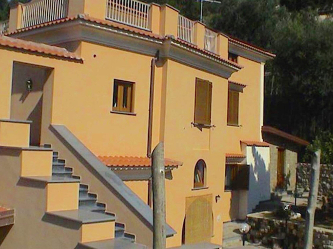 Exterior & Views 2, Mansion in Sorrento Near Marina Grande Beach, Napoli