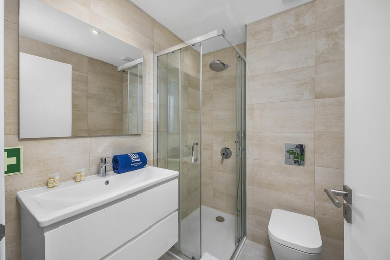 Bathroom, Terracos de Quarteira Ethnic by Real Properties, Loulé