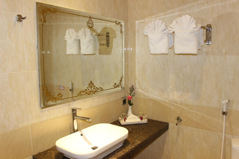 Bathroom 5