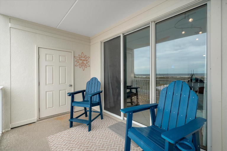 Others 4, Turtles Nest, East Unit 207, Mobile