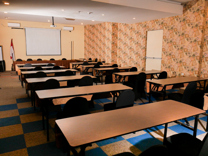 Business Facilities