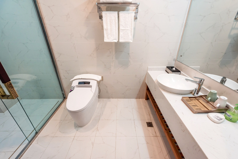 Bathroom 4, The Field Inn, Dali Bai